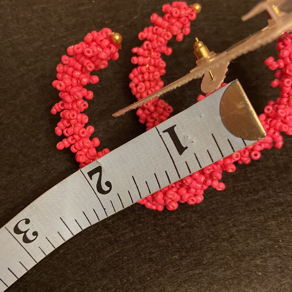 Bijoux Bar Women’s Pink Cluster Seed Beads Hoop Style Large Earrings. - Picture 3 of 3